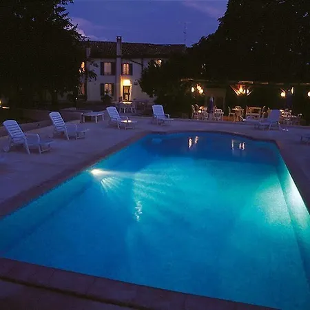 Les Alpes Hotel Gréoux-les-Bains